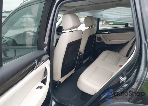 2017 BMW X3 xDrive28I z USA, uszkodzony, nr VIN 5UXWX9C54H0T14875